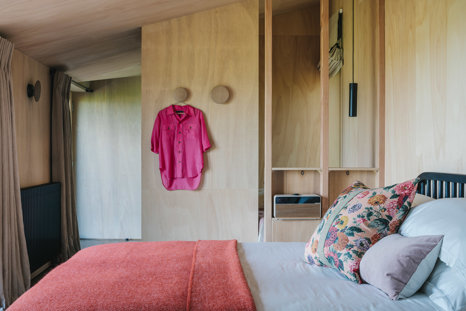Brettsymes Earth Treehouse 11